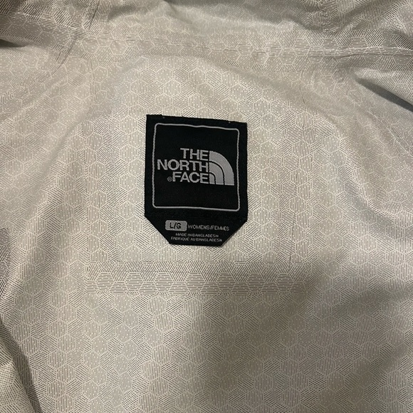 The North Face Men's Green Jacket - Picture 4 of 4